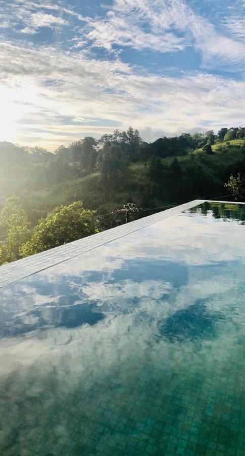 Riverbank Resort 加姆波勒 外观 照片
