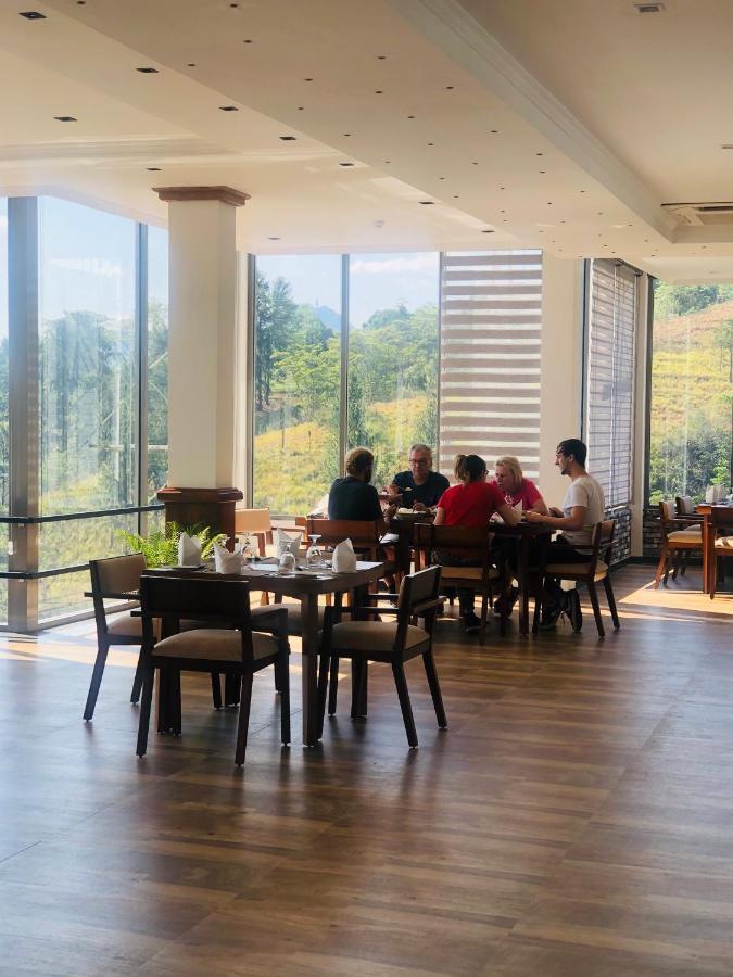 Riverbank Resort 加姆波勒 外观 照片