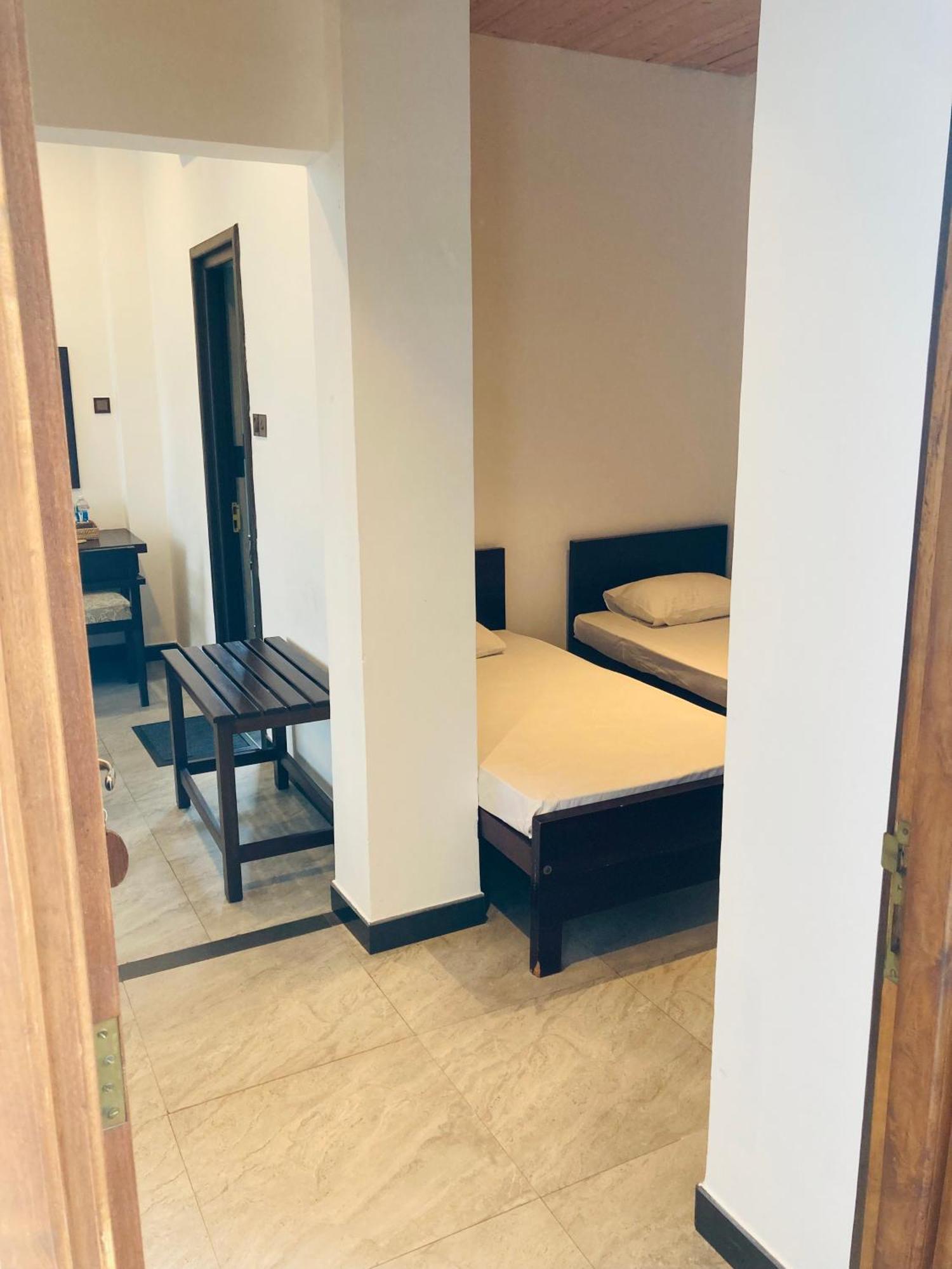 Riverbank Resort 加姆波勒 外观 照片