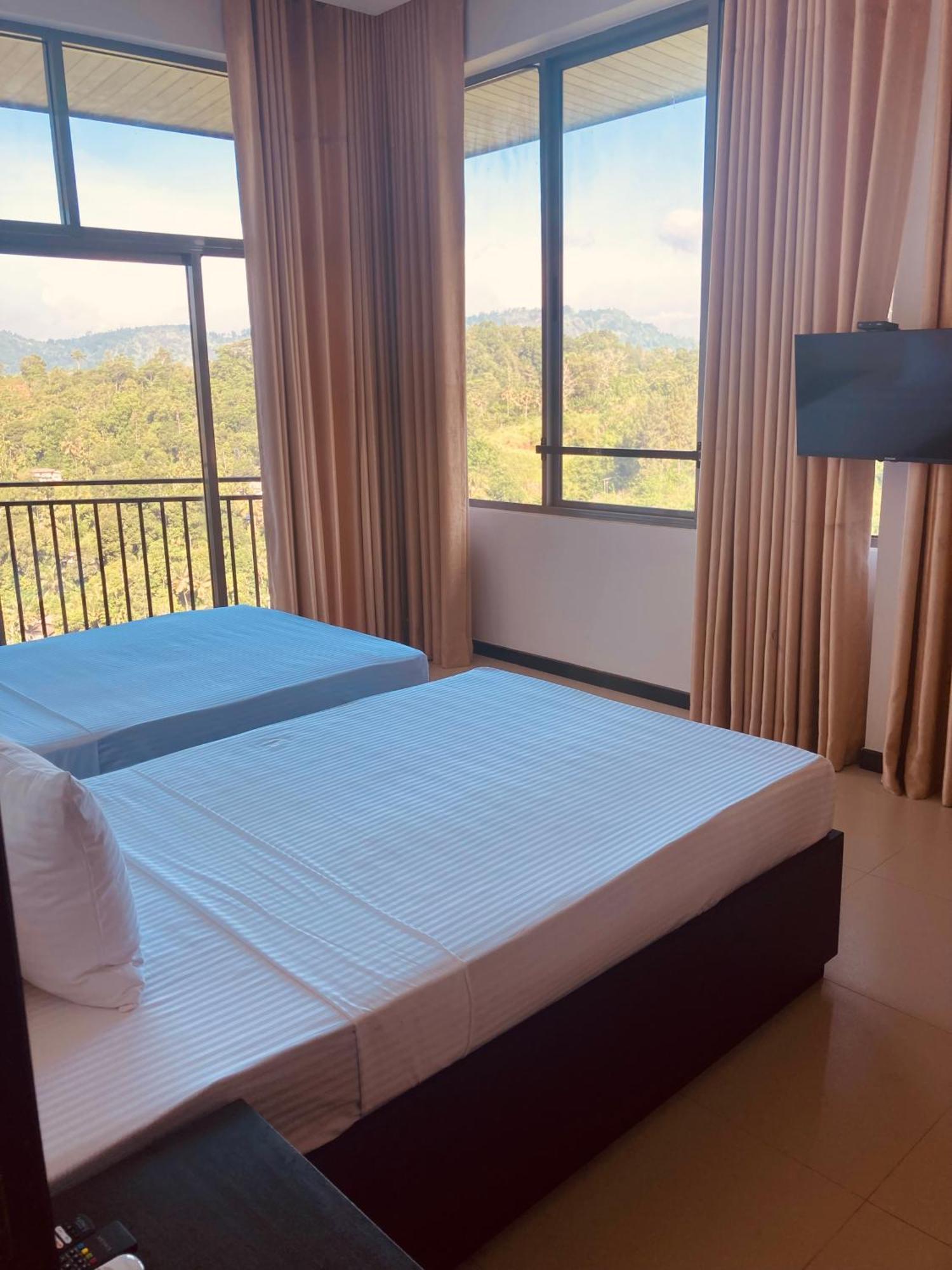 Riverbank Resort 加姆波勒 外观 照片